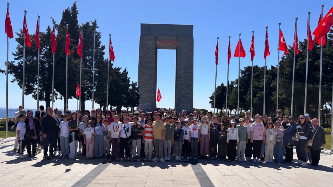 4. SINIFLARIMIZ İLE YAPILAN ÇANAKKALE GEZİMİZ.